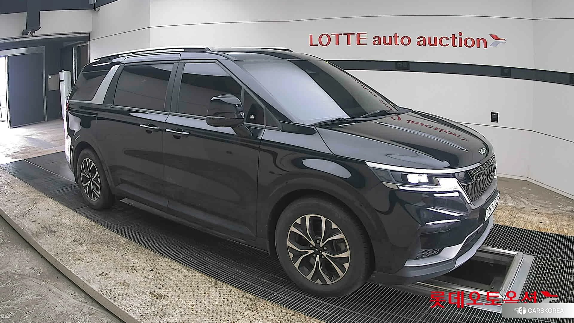 Kia Carnival id 3875718 из Кореи 7