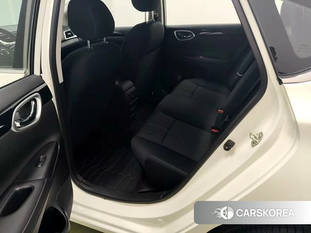 Nissan Xuan Yi id 4210873 из Китая 7