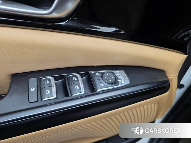 Kia Carnival 4th generation id 4618256 из Кореи 7