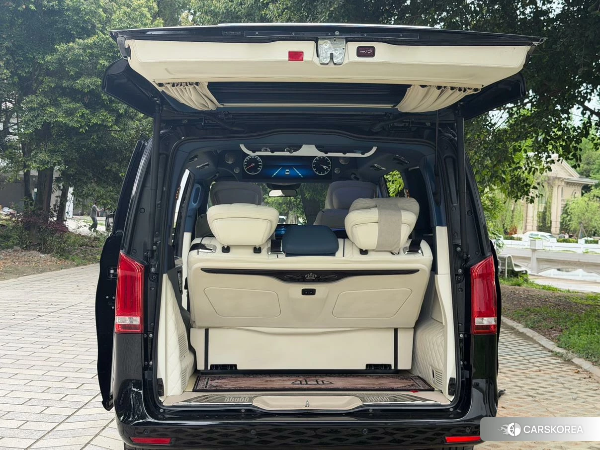 Mercedes-Benz V-class id 4487421 из Китая 7