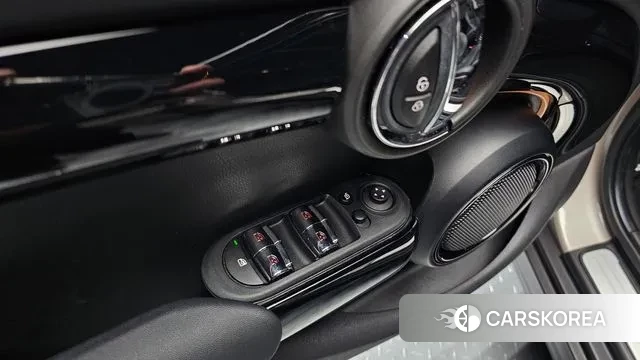 Mini Cooper S id 3787883 из Кореи 7