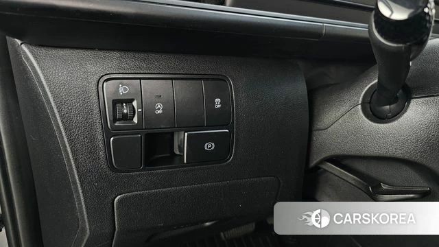 Hyundai Staria id 4487984 из Кореи 7