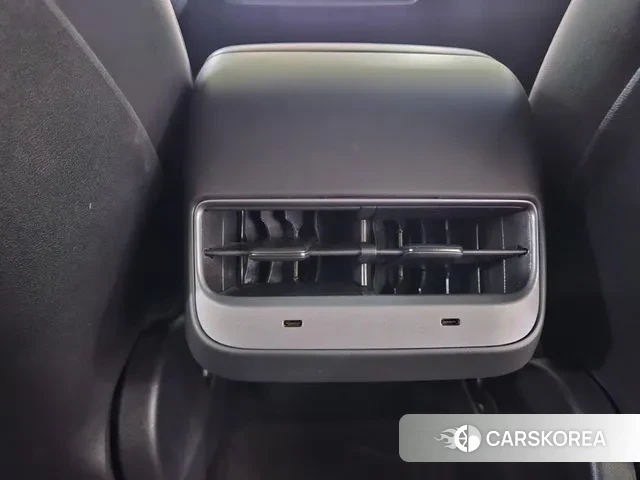 Tesla Model Y id 3595271 из Кореи 7