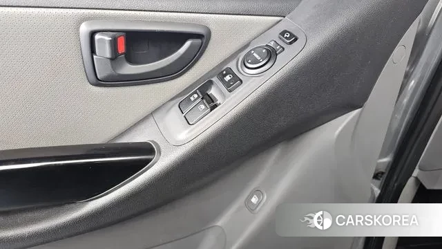 Hyundai The New Grand Starex id 3530365 из Кореи 7