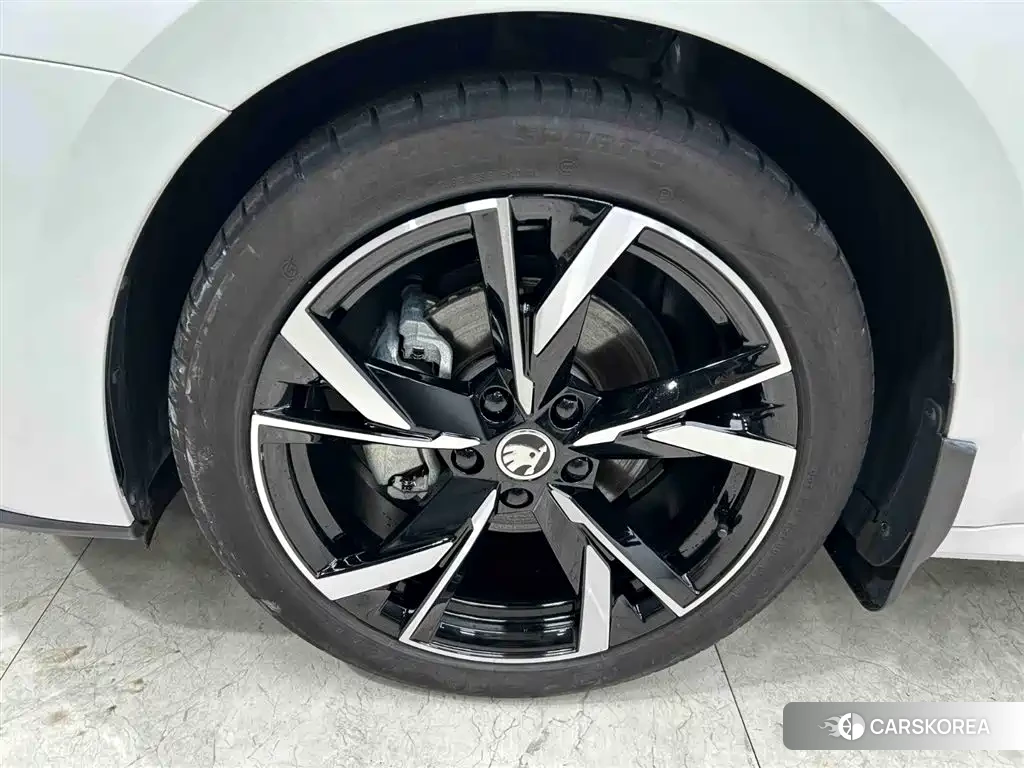 Skoda Octavia id 4515525 из Китая 7