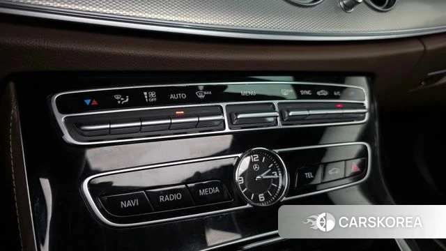 Mercedes-Benz E-Class W213 id 4873282 из Кореи 7