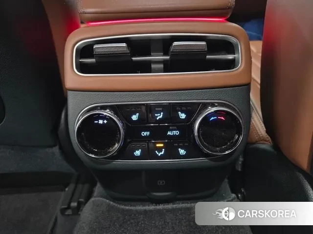 Genesis GV70 id 3361545 из Кореи 7