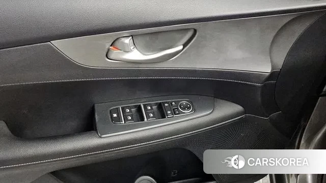 Kia Come New K3 id 3139950 из Кореи 7