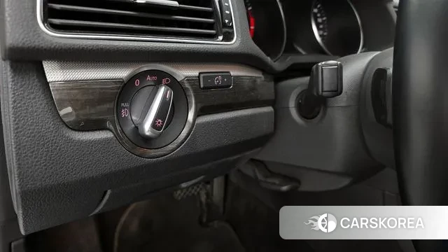 Volkswagen The New Passat id 3161814 из Кореи 7