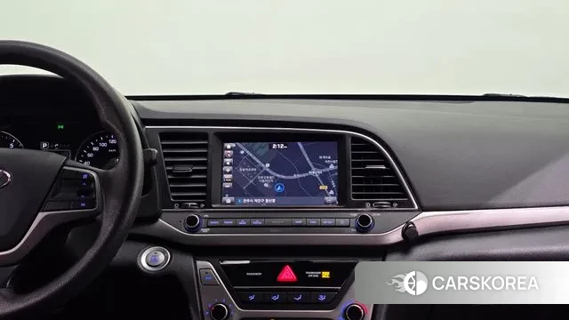 Hyundai Avante AD id 3469881 из Кореи 7