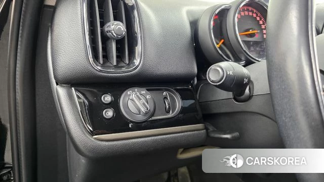 Mini Cooper D Countryman id 4697786 из Кореи 7