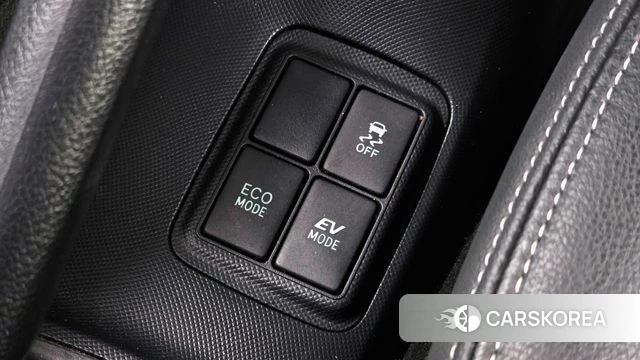 Toyota Prius C id 3905649 из Кореи 7