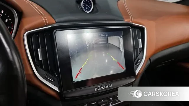 Maserati Ghibli id 2981875 из Кореи 7