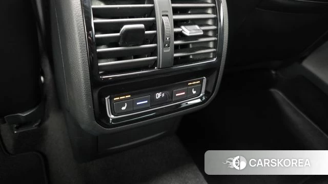 Volkswagen Passat GT (B8) id 3852366 из Кореи 7