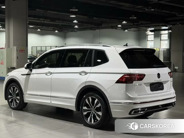 Volkswagen Tiguan L id 4275656 из Китая 7
