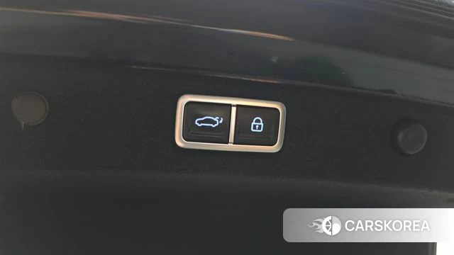 Hyundai Grandeur Hybrid (GN7) id 4480630 из Кореи 7