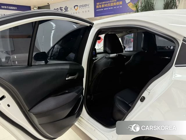 Toyota Corolla id 4207722 из Китая 7
