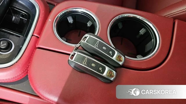 Porsche Panamera (971) id 4865672 из Кореи 7