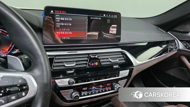 BMW 5 Series (G30) id 4444869 из Кореи 7