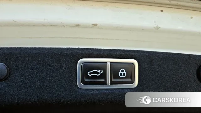 Hyundai Grandeur (GN7) id 3606166 из Кореи 7