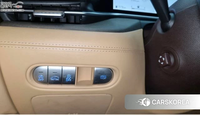 Genesis G90 (RS4) id 3859614 из Кореи 7