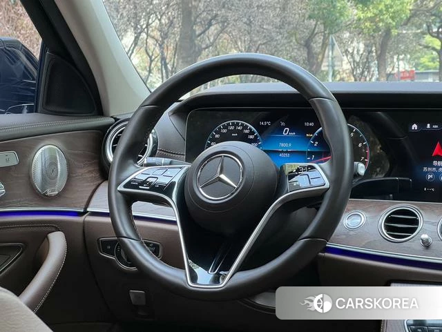 Mercedes-Benz E-class id 4374482 из Китая 7