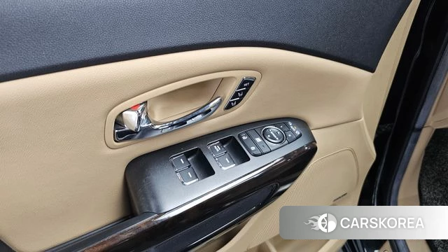 Kia The New Carnival id 4568732 из Кореи 7