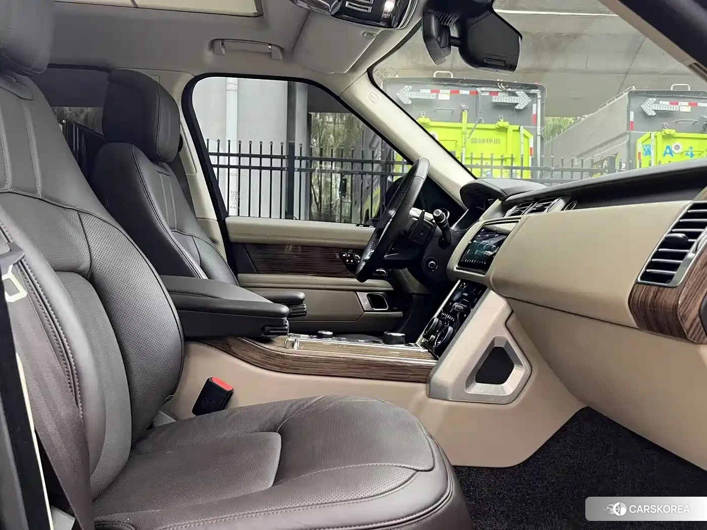 Land Rover Range Rover id 4576831 из Китая 7
