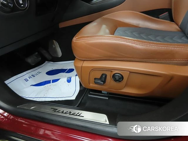 Maserati Levante id 4251407 из Кореи 7