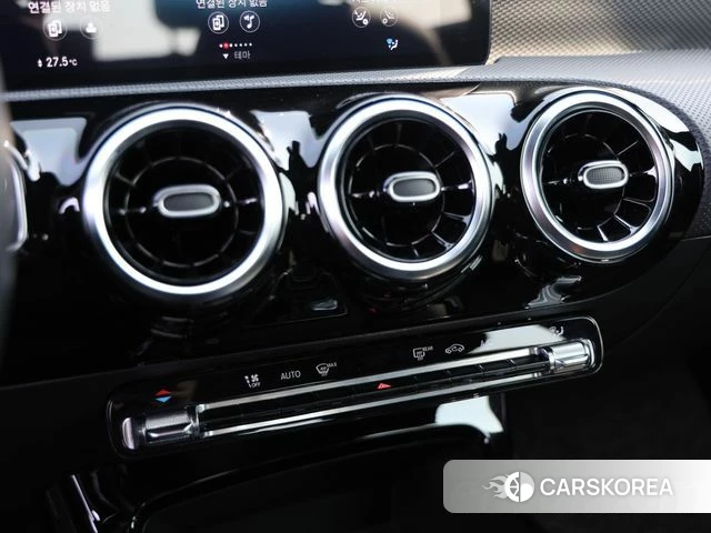 Mercedes-Benz A-Class W177 id 3794916 из Кореи 7