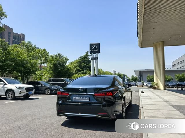 Lexus LS id 4274200 из Китая 7