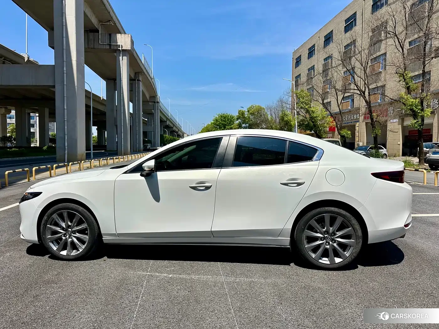 Mazda 3 id 4548178 из Китая 8