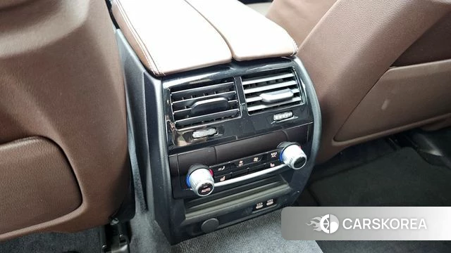 BMW 5 Series (G30) id 4764934 из Кореи 7