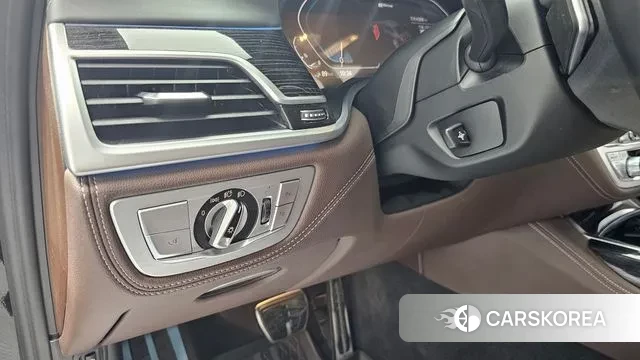 BMW 7 Series (G11) id 3600834 из Кореи 7