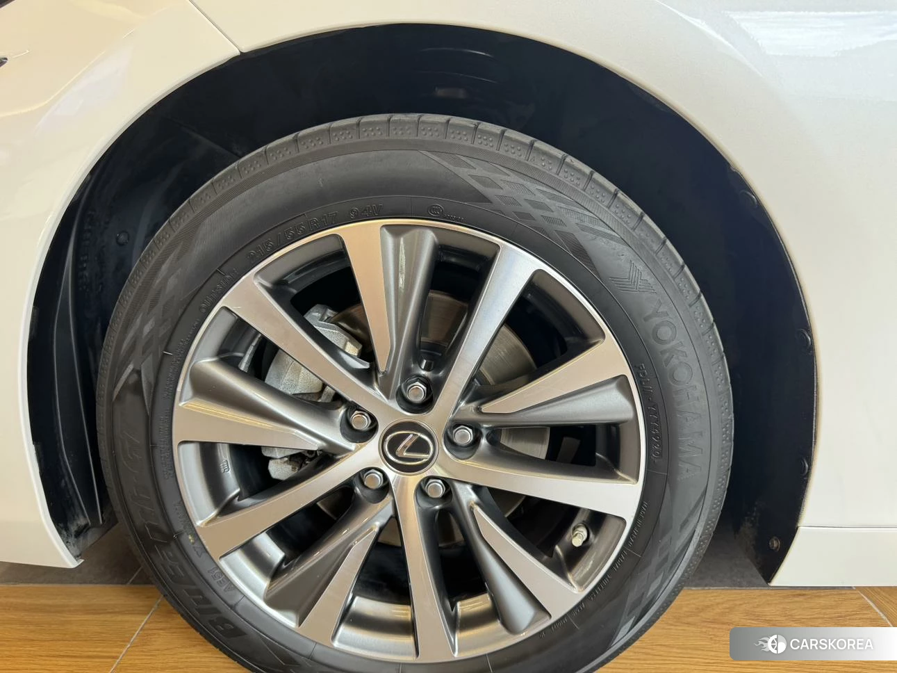 Lexus ES id 4499081 из Китая 7
