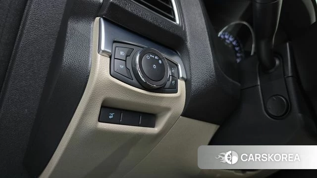 Ford Explorer id 4563078 из Кореи 7