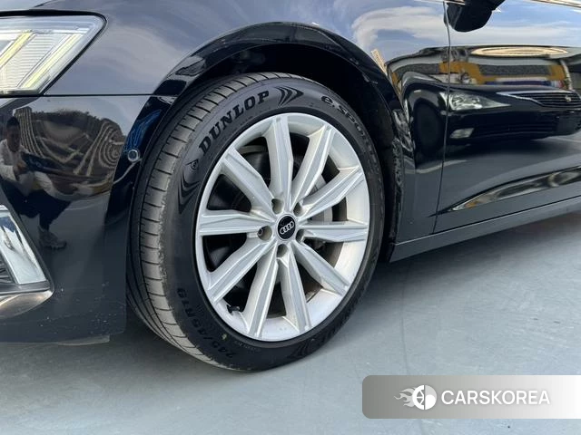 Audi A6L id 4239802 из Китая 7