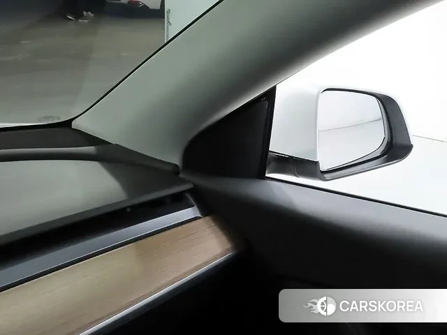 Tesla Model Y id 3406797 из Кореи 7