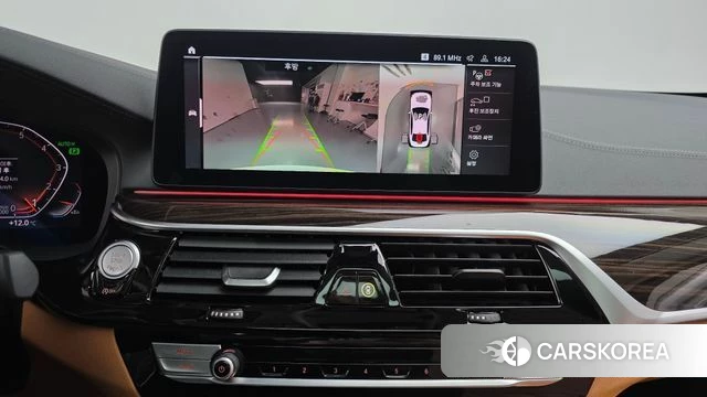 BMW 5 Series (G30) id 3915977 из Кореи 7