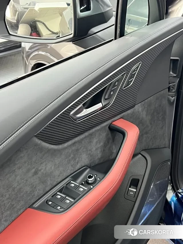 Audi SQ7 (4M) id 3471791 из Кореи 7