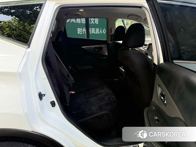 Nissan Loulan id 4367475 из Китая 7