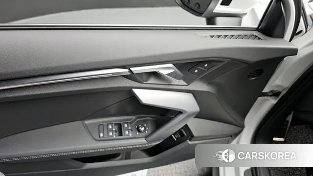 Audi A3 (8Y) id 3757820 из Кореи 7