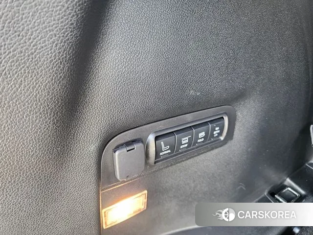 Ford Explorer id 3345199 из Кореи 7