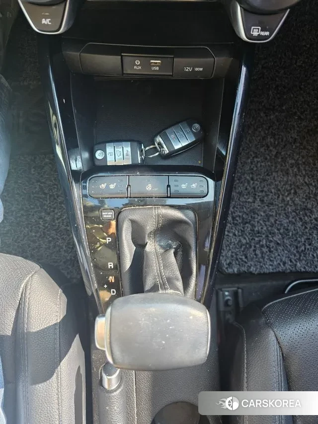 Kia Stonic id 3351145 из Кореи 7