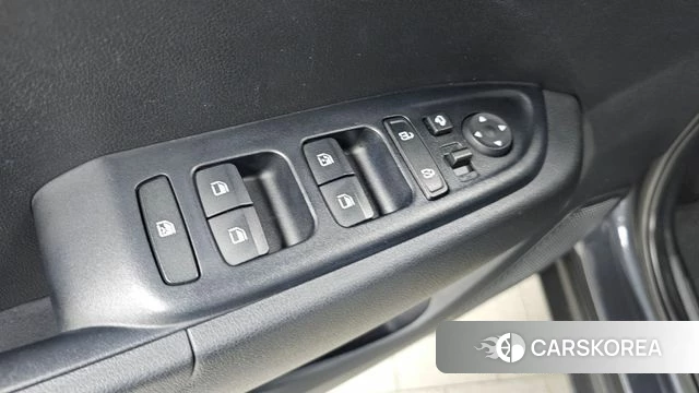 Hyundai Venue id 3819840 из Кореи 7