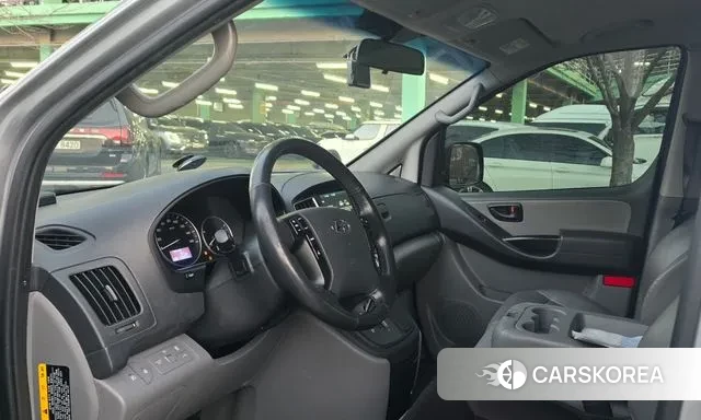 Hyundai The New Grand Starex id 3595361 из Кореи 7