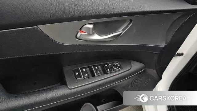 Kia Come New K3 id 3598441 из Кореи 7