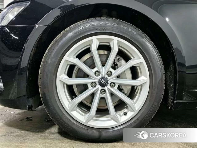 Audi A6L id 4359033 из Китая 7