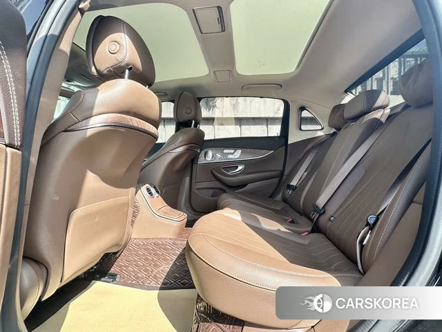 Mercedes-Benz E-class id 4328495 из Китая 7