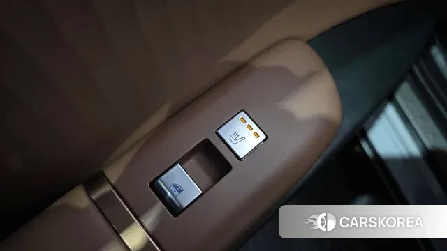 Hyundai Grandeur (GN7) id 3770034 из Кореи 7